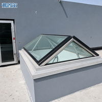 En gros Fenêtre de toit triangulaire électrique LED avec fonction d'évacuation des fumées et de ventilation