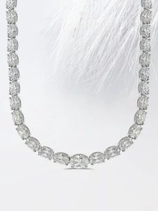 Conjunto de Collar de Mujer con Diamante Cultivado en Laboratorio de Corte Ovalado y Oro Blanco de 14K, Diseño Moderno y Delgado para Fiestas, Joyería Certificada - Product Image 4