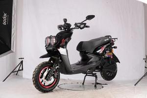 มอเตอร์ไซค์สกู๊ตเตอร์แฟชั่น ECO ปี 2022 ราคาประหยัด 2000W 72V32Ah ระยะทางวิ่งไกล 90 กม. สำหรับผู้ใหญ่ มอเตอร์ไซค์ 2000w ขาย - Product Image 2