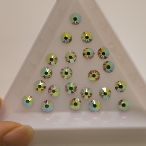 Yantuo Factory 16 Cut 2088 Cristales de vidrio ecológicos tipo diamante <span class=keywords><strong>AB</strong></span> <span class=keywords><strong>8</strong></span>+<span class=keywords><strong>8</strong></span> sin fijación en caliente con base plana para uso en prendas de vestir y arte de uñas - Product Image 3