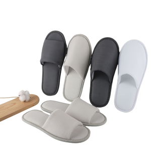 Pantofole <span class=keywords><strong>Spa</strong></span> in tessuto monouso personalizzato di lusso personalizzato con Logo personalizzato servizi per gli ospiti per Hotel e <span class=keywords><strong>Spa</strong></span> - Product Image 1