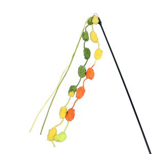 Juguete para Gatos Saint Yi con Varita y Bolas de Peluche Coloridas, Juguete Interactivo Manual para Mascotas, Antiaburrimiento para Gatos - Product Image 5