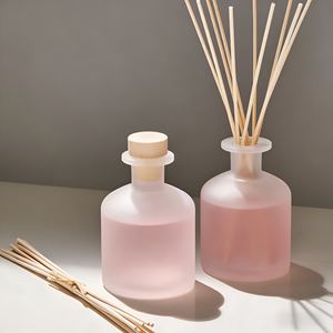 Nouvel Arrivage – Bouteille Vide en Verre Dépoli pour <span class=keywords><strong>Diffuseur</strong></span> d'Huiles Essentielles (50ml, 100ml, 150ml, 200ml) avec Bouchon et Bâtonnets - Product Image 1