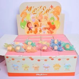 بيع بالجملة لخرز سائب جديد من السيليكون وPVC ثلاثي الأبعاد بتصميم مخصص للكريسماس، خرز محوري لسلاسل المفاتيح وصناعة الأقلام - Product Image 4