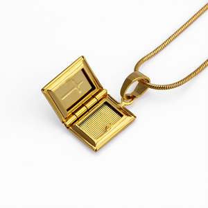 FS unisexe plaqué or en laiton <span class=keywords><strong>Photo</strong></span> boîte jésus Style <span class=keywords><strong>croix</strong></span> pour bijoux religieux fins Christian Type mode pendentifs et breloques - Product Image 3