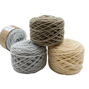 Vente en gros de fil épais en vrac <span class=keywords><strong>pas</strong></span> <span class=keywords><strong>cher</strong></span> 50g 10% <span class=keywords><strong>laine</strong></span> 8% alpaga 82% tricot acrylique pour chandails chaussettes écharpes - Product Image 1