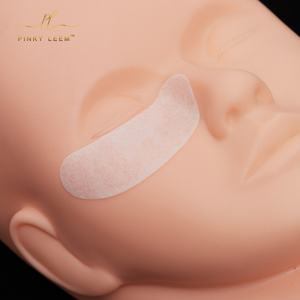 Pinky leem Vente en gros Marque privée Hydrogel Or Sans peluches Démaquillant Extensions de cils Patch en gel Collagène Patchs pour les yeux - Product Image 3