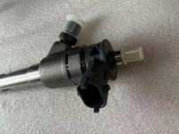 Injecteur de carburant DOOSAN DM02 7386500 compatible avec BOBCAT T550/S550 BOSCH 0445110968 pour engins de construction