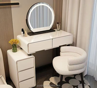 Coiffeuse moderne de petite taille au style crémeux avec plateau en pierre et verre trempé, luxe simple