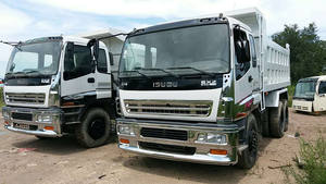 ISUZU Mixer Truck 4x2/6x4 Used Mini Truck with Pump Motor & <b>Engine</b>-2016 <b>Model</b> - Product Image 3