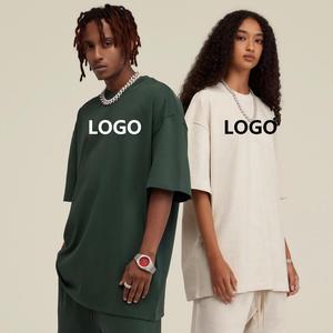 เสื้อยืดคอกลมโอเวอร์ไซส์ แขนสั้น พิมพ์ลายโลโก้ตัวอักษร สไตล์สตรีท ผ้าเจอร์ซีย์คอตตอน 100% ทรงผู้ชาย - Product Image 1