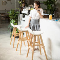 Chaise de Bar à thé et à jus de luxe nordique Design européen moderne couverture de comptoir haute en cuir pour la maison cuisine île à manger
