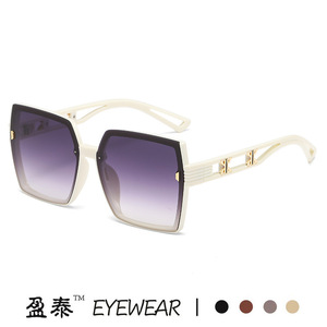 Yingtai Eyewear Square <b>Oversized</b> <b>Sunglasses</b> Grey PC Frame UV400 Protection Women Fashion Sun Glasses - Product Image 4