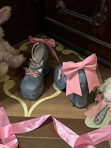 Chaussures Mary Jane noires et roses style Sweet Lolita, plateforme, talon bloc, talons hauts avec boucle en strass et nœud - Product Image 2