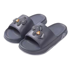 Yearning Man Evergreen Open – Tapis de salle de bain sportif intérieur/extérieur en EVA recyclable, antidérapant, amorti, respirant et imperméable - Product Image 1