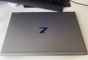 Laptop ZBook Fury 15 G7 con Processore Intel di 10a Generazione I7, 16GB RAM, 512GB SSD, Display 144Hz - Product Image 3