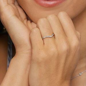 Anillo Elegante de Moissanita Curvada, Plateado en Plata, Joyería Fina de Moda para Mujer, Estilo para Celebración de Aniversario - Product Image 6