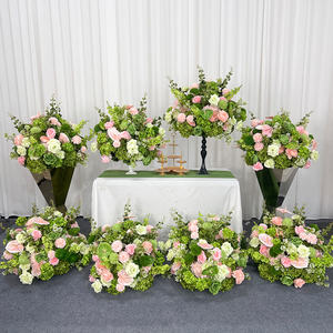 Centro de Mesa Floral Verde y Rosa Natural con Flores de Seda Realistas, Ideal para Decoración de Bodas Rústicas - Product Image 2