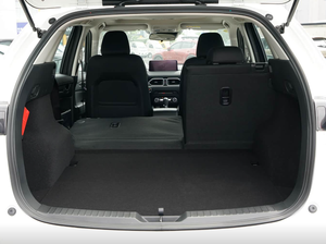 <span class=keywords><strong>2025</strong></span> 92 # Gasolina, Changan Mazda <span class=keywords><strong>CX5</strong></span>, 2.0L, 155 Caballos de Fuerza, L4, Automático, 2WD, Versión Smart Fashion Pro, 5 Puertas, 5 Asientos, SUV Compacto - Product Image 5