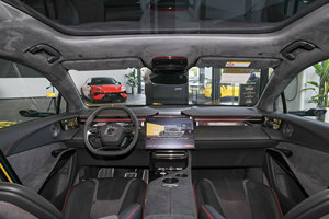Disponible Lotus Eletre 900 600SE SUV Eléctrico Puro 918HP 0-100km/h en 2.95s Carga Ultra Rápida 800V Suspensión Neumática AWD Auto Deportivo - Product Image 6