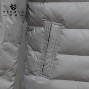 Abrigo de plumón para hombre con diseño de acolchado Horizontal de alta calidad <span class=keywords><strong>2023</strong></span> con doble cuello, doble tapeta, cremallera y bolsillos inclinados abotonados - Product Image 6