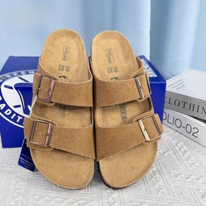 Sandales plates rétro Birkentocks en cuir de luxe avec double boucle, semelle intérieure en EVA souple, caractéristiques de sabots Birkentocks - Product Image 1