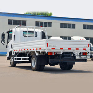 Camión de Carga Isuzu KV100 4x2 Diésel, Camión Ligero con Parrilla Delantera Cromada para Transporte Urbano y Comercial - Product Image 4
