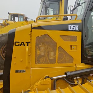 รถดันดินตีนตะขาบ Caterpillar D5K มือสองแท้ สภาพดี ใช้งานน้อย พร้อมริปเปอร์ สำหรับงานก่อสร้าง ราคาพิเศษ - Product Image 2