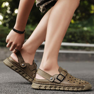 Sandalias para Hombre, Novedades de Verano 2025, Zuecos Transpirables con Diseño Hueco, Calzado Casual sin Cordones, Convertible, para Playa - Product Image 4