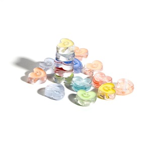Cuentas acrílicas en forma de corazón de 12 mm con efecto de goteo de aceite, cuentas dispersas para manualidades y fabricación de joyería. - Product Image 5