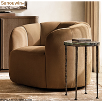 Fauteuil d'appoint pivotant capitonné de luxe léger, style postmoderne, avec structure en bois et tissus personnalisables, pour villa, hôtel, salon et chambre à coucher