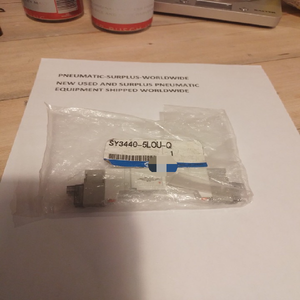 Solenoide 5/3 Sy3440-5lou-q C/ Parafusos e Junta Embalados em Estoque - Product Image 1