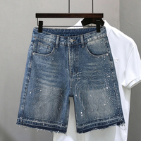 Shorts en jean personnalisés pour hommes et femmes, fabricant OEM ODM, bleu clair délavé avec motif éclatant en strass, commandes en gros