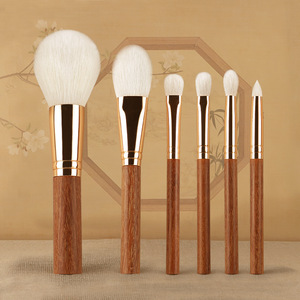 Juego de 6 Brochas de Maquillaje con Mango de Madera, Cerdas de Lana, Forma Redonda, para Aplicación de Base, Hecho en Cangzhou - Product Image 3