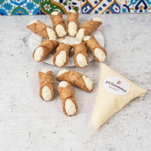 Botellas exprimibles Sicilyaddict, herramientas de plástico para postres, para rellenar crema de cannoli, 60 piezas - Product Image 1