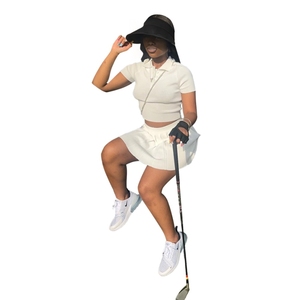 Ensemble 2 pièces décontracté et tendance pour femme : jupe plissée à revers et boutonnage simple, idéal pour le golf et le sport - Product Image 6
