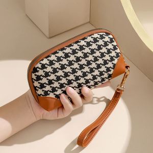 Portefeuille zippé portable pour femme, sac à lettres pour rangement cosmétique et dîner, avec motif hirondelle - Product Image 6