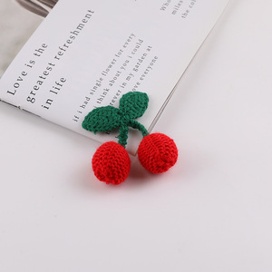 กิ๊บติดผมปอมปอมเชอร์รี่สีแดงถักไหมพรม อุปกรณ์ตกแต่งผ้า ทำมือ วัสดุทำเครื่องประดับ DIY อุปกรณ์งานฝีมือ - Product Image 2