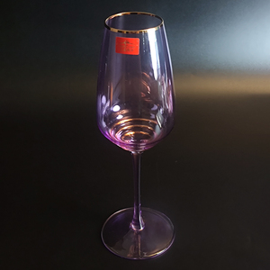 Elegante Copa de Vino con Tallo Morado Crystal Coast, Borde Dorado, Diseño Clásico Ecológico para Beber Vino a Diario, Especial - Product Image 1