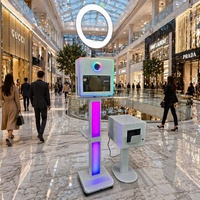 Kiosco Fotográfico Inteligente con Pantalla Táctil, Cabina de Fotos DSLR con PC LCD de 15.6 Pulgadas y Soporte Superior Intercambiable para Iluminación