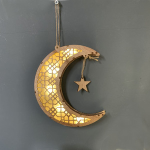 Nuova Lampada Decorativa Islamica a LED Ornamento Luna Crescente in Legno Grande Regalo per l'Eid Alimentata a Batteria Accessori per il Ramadan - Product Image 6