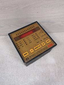 Controlador de Factor de Potencia <span class=keywords><strong>RVK</strong></span> 12 Original, RVK12 2005082224, PLC, Automatización Industrial - Product Image 3