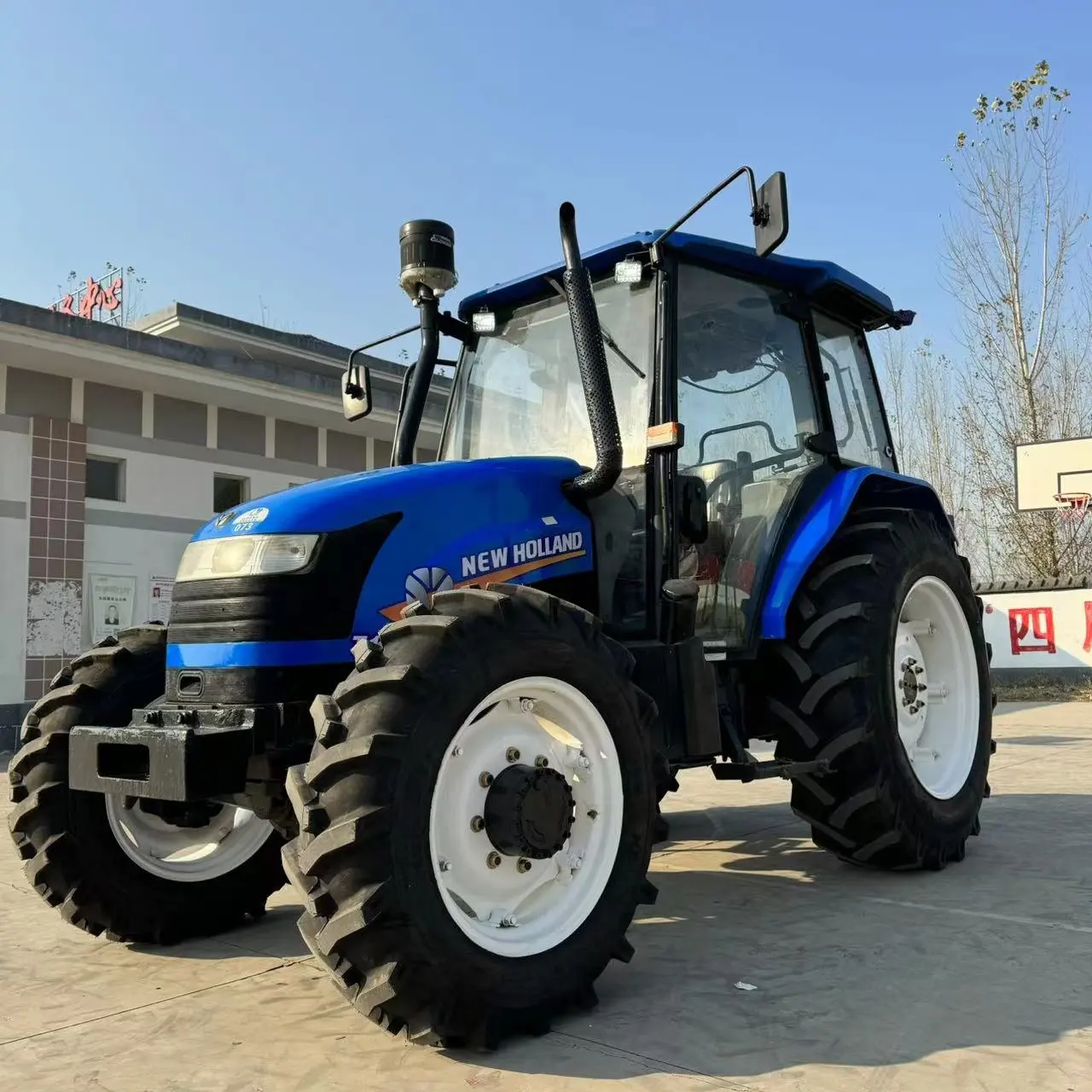 New Holland 100hp 4 Wheel Drive Used Farm Tractors