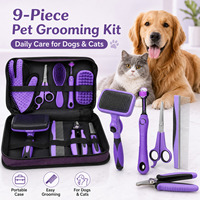 Kit de toilettage pour animaux de compagnie avec peigne, ciseaux, coupe-ongles et brosse, ensemble de 9 pièces avec sac de rangement, outils de démêlage en plastique pour chiens et chats