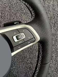Volante in Pelle per Auto VW GTI GTD Passat Polo <span class=keywords><strong>Golf</strong></span> Jetta 4-8 MK4-7 R-Line <span class=keywords><strong>T6</strong></span> V6 - Product Image 3