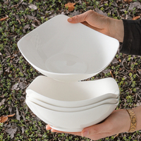 Nouvelle collection 2025 : Assiette creuse moderne en céramique jetable, style carré simple, blanc pur, pour soupe – Création originale