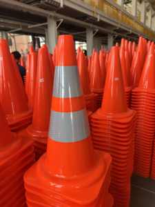 Reflector 1.2kgs 50cm 28*28cm Base Road Cono Safety PVC Traffic Cone Personalizado Naranja Rojo Conos de seguridad - Product Image 4