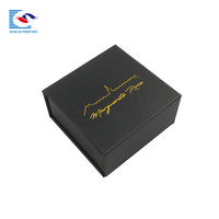 Caja de cartón magnética de lujo, logotipo personalizado, negro, mate, dorado