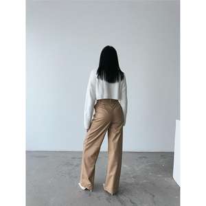 Pantalon palazzo en cuir taille haute pour femme, respirant, taille élastique - Beige, manches longues, tailles XS et XL disponibles - Product Image 1