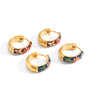 Boucles d'oreilles clous fleur émaillées noires vintage J&D Jewelry, en acier inoxydable plaqué or 18 carats, bijoux floraux <span class=keywords><strong>pour</strong></span> femme, cadeau - Product Image 1